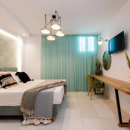 Velonis With Private Pool And Sea View فيلة