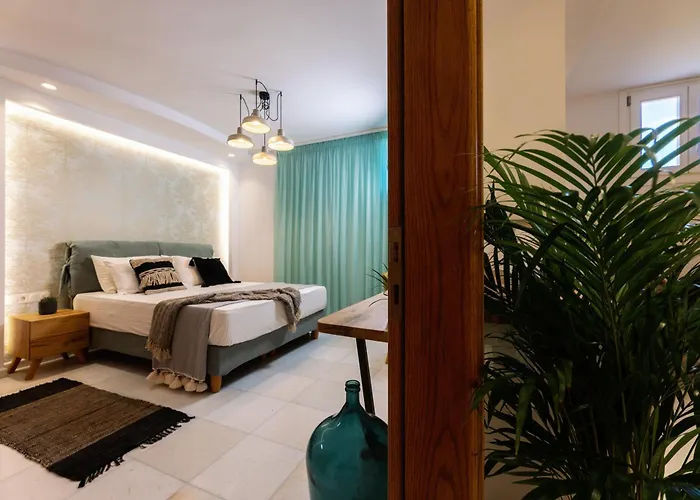 Velonis With Private Pool And Sea View